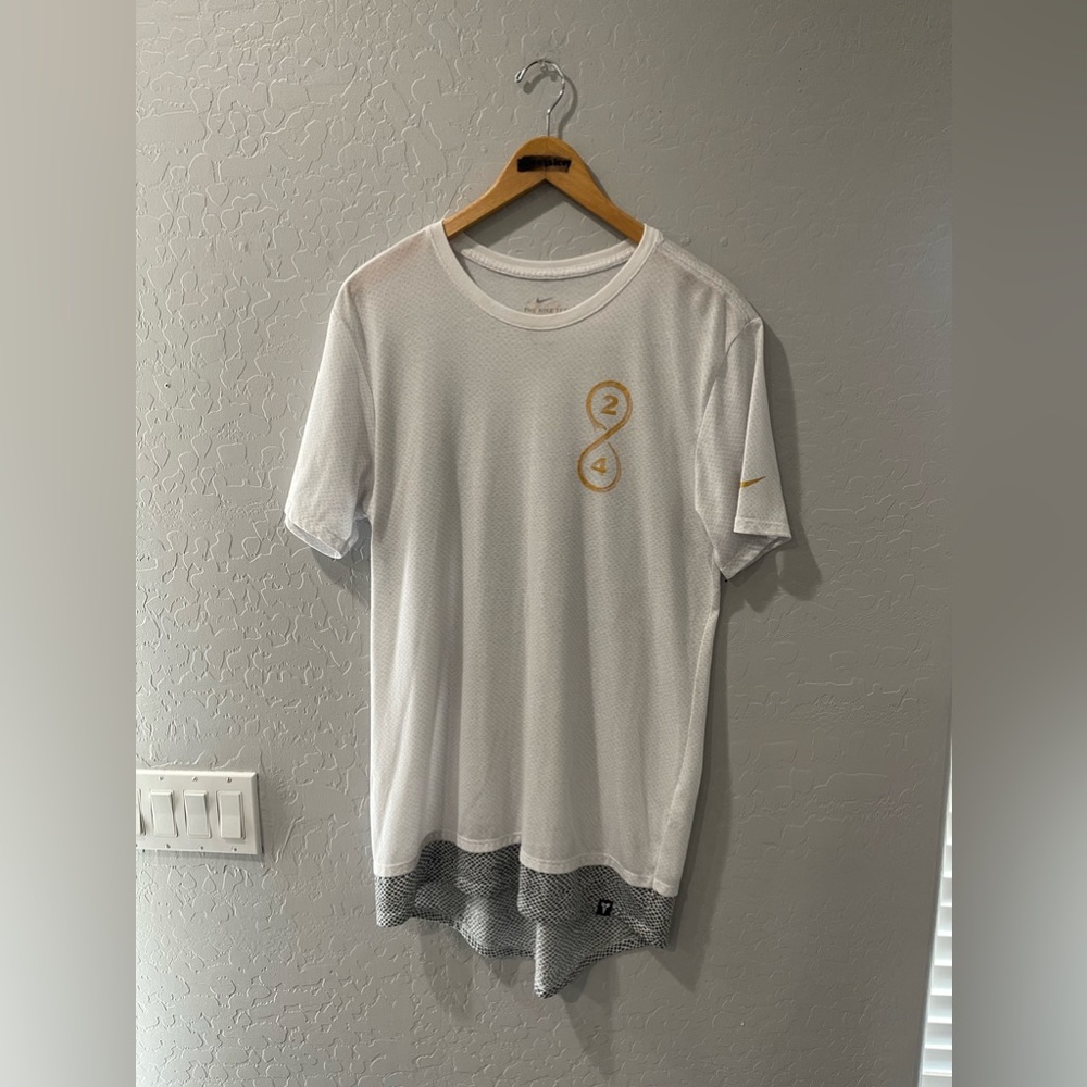 Nike Dry‎ Kobe Bryant “Mamba Forever” Snakeskin Shirt Size Large